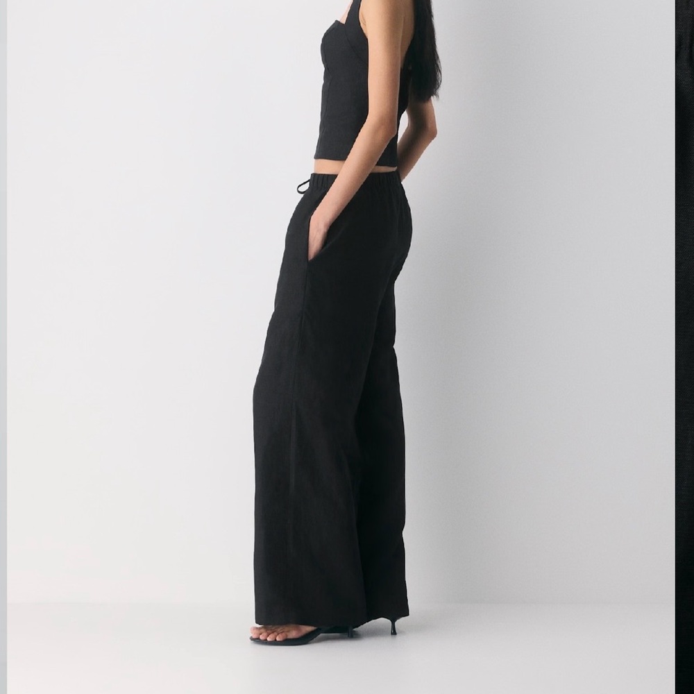 Aritzia Lodge Cruise Linen pants XS tall